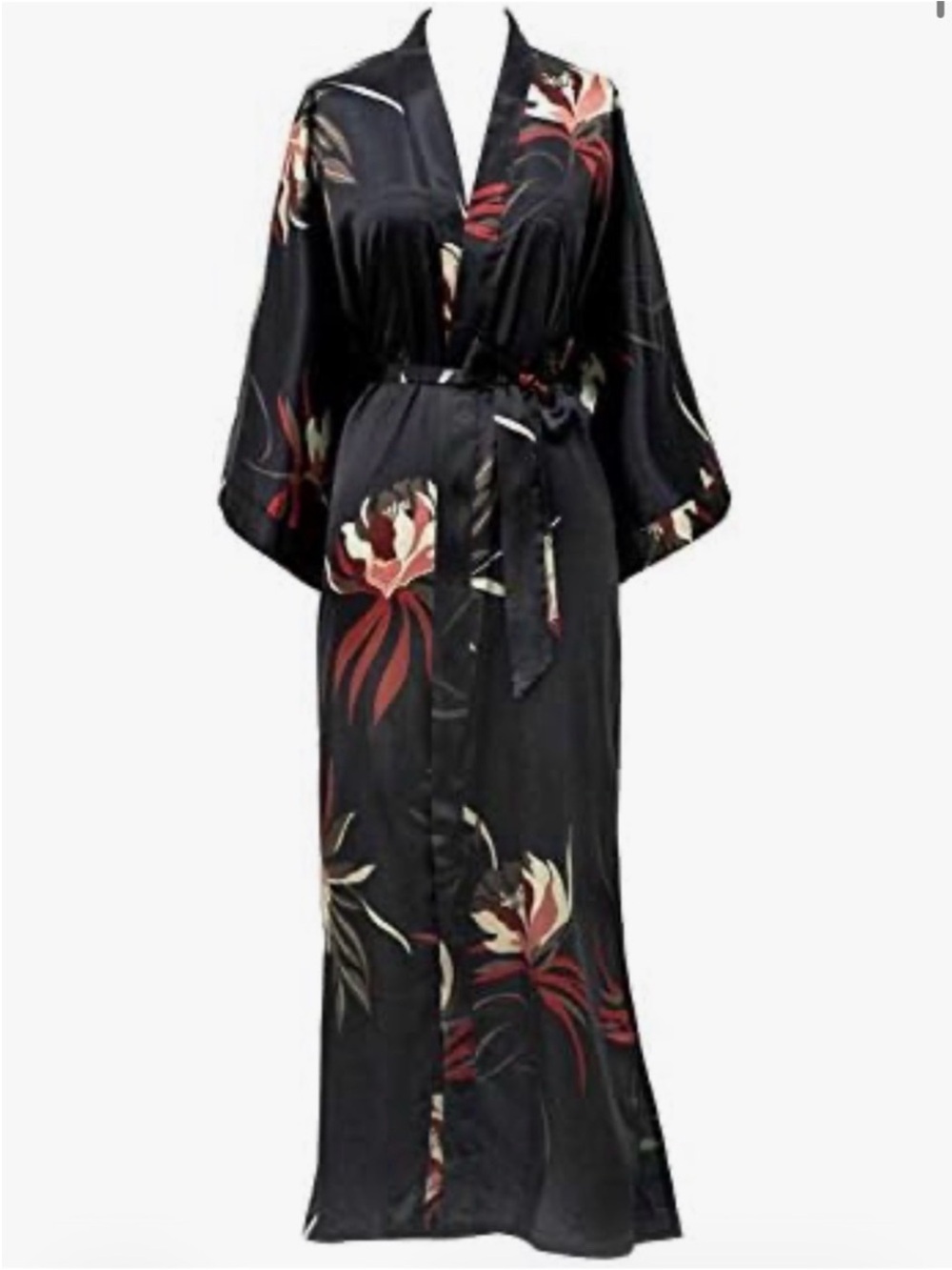 Kim + Ono Floral Satin Kimono Robe NO BELT maxi